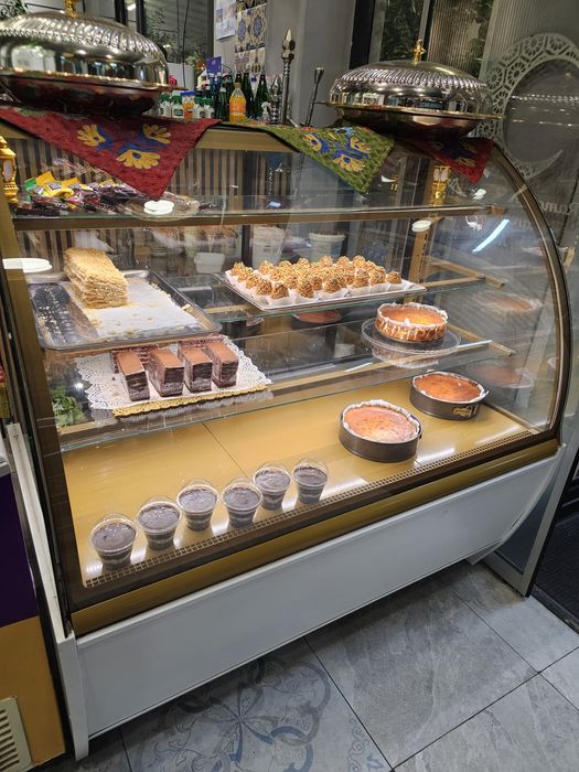 Xoladelnik ukrainiski vitrina 220v zavod