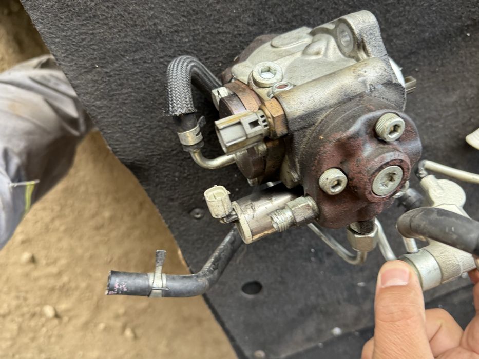 Помпа за високо налягане Toyota rav4 2.2 d4d  3918H0121R 22100-0R050