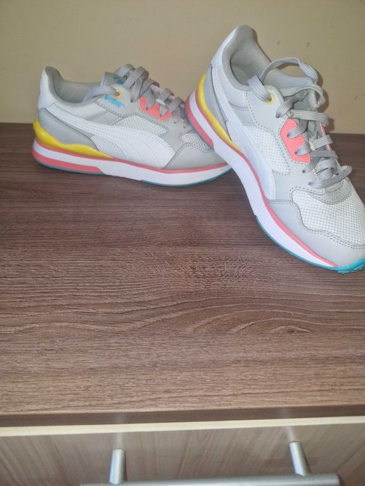 Adidas, Puma, дамски маратонки