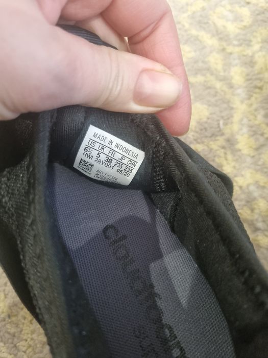 Красовки Адидас 37 новые привазные