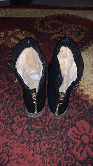 Vând aceste botine!