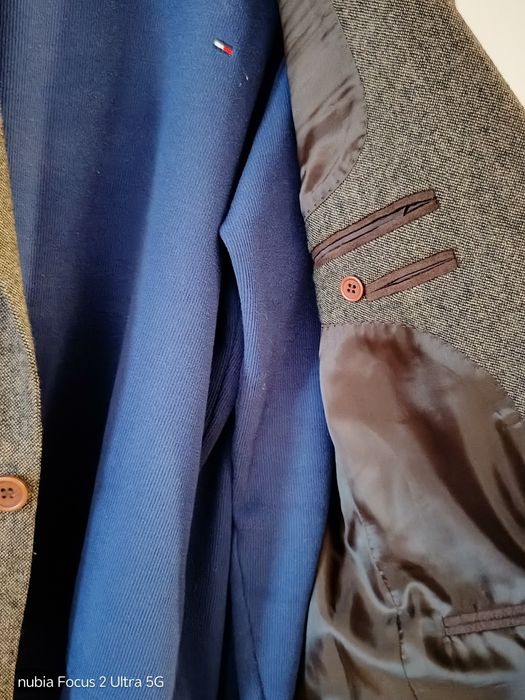 Вълнено сако и блуза Tomy hilfiger