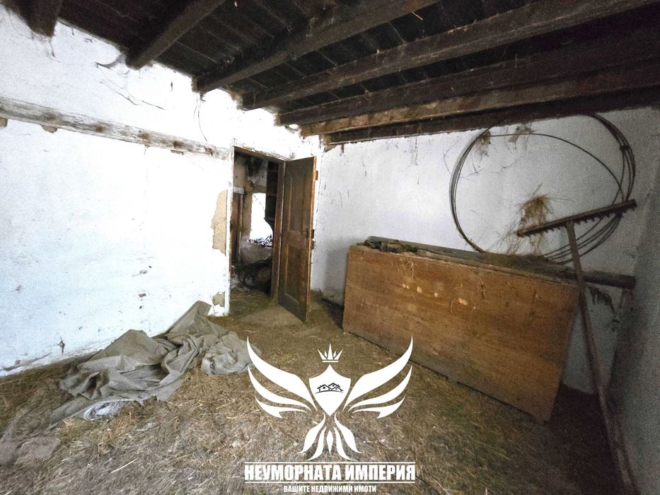 Продавам двуетажна къща 120РЗП с 152кв. двор в село Малево