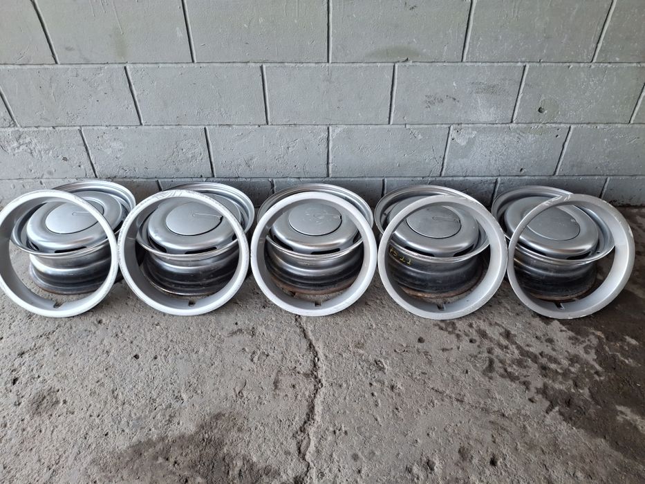 Продам диск С колпаками