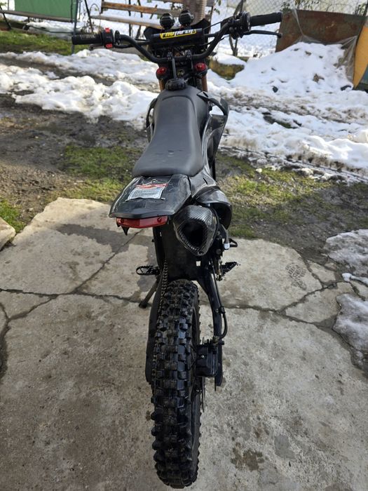 Kross kxd 150cc.