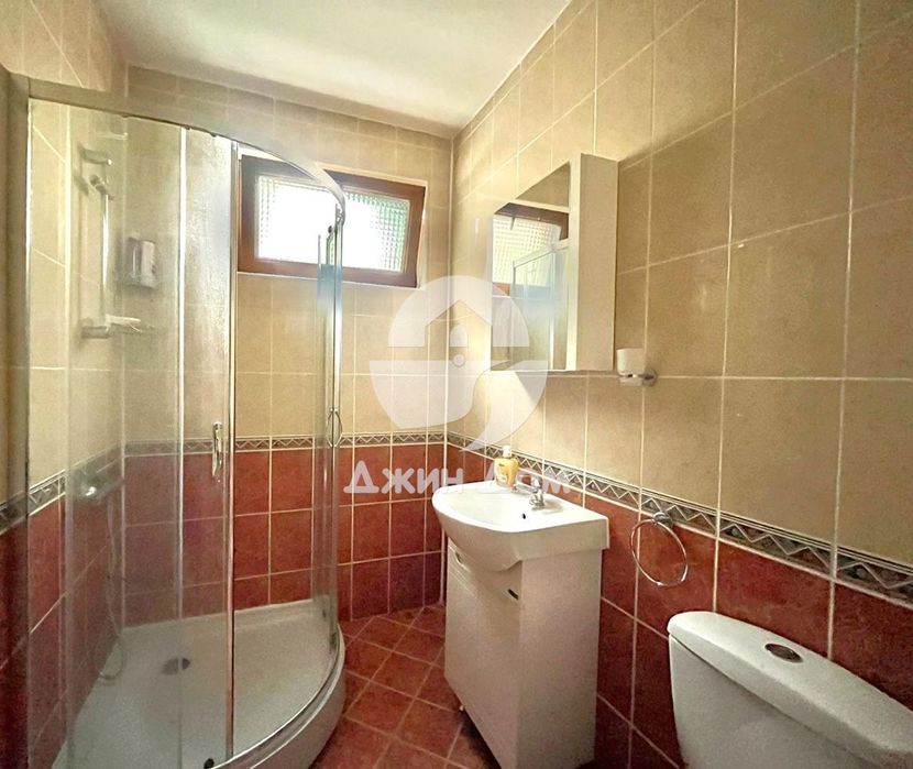 Тристаен апартамент в к-с „Глобъл Сити“, гр. Несебър