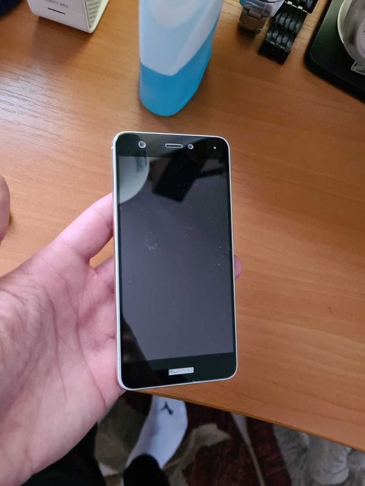 Vând huawei nova