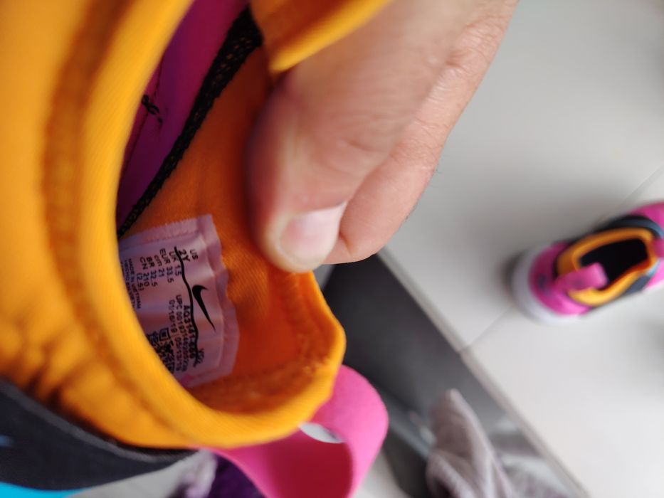 Adidași Nike nr 33,5 noi