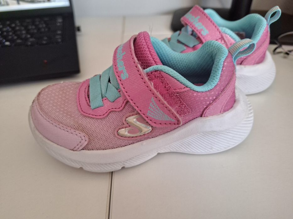 Skechers 22 номер розови