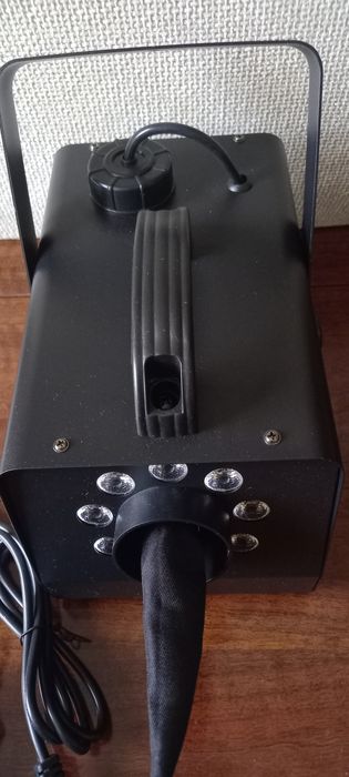 Машина изкуствен сняг