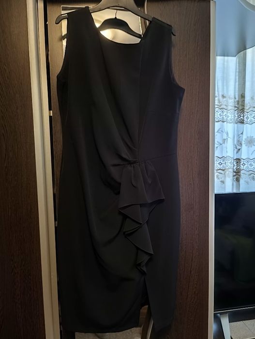 Rochie eleganta marcă Caramel mărimea 44