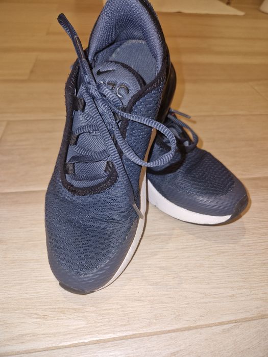 Детски маратонки Nike Air 270