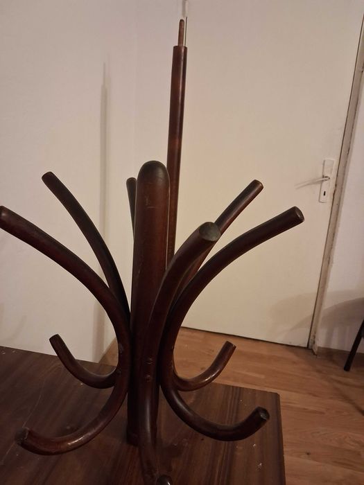 Cuier Pom,vechi de colectie,foarte bun