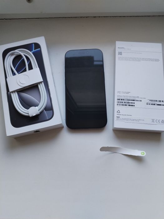 Новый IPhone 16 pro