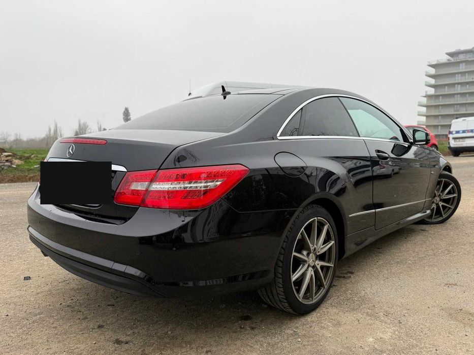 Mercedes-Benz E 250 CDI Coupe C207 Pachet AMG 204 CP automat 7G-Tronic