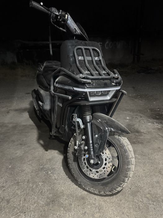 Скутер танк на ходу