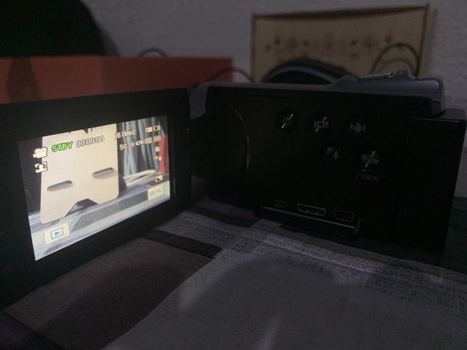 Видиокамера Ois