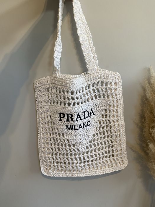 Плажна чанта  модел prada прада