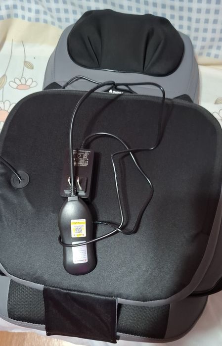 Продам масажное кресло