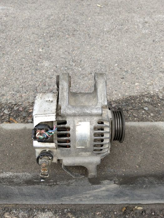 Продам Генератор.