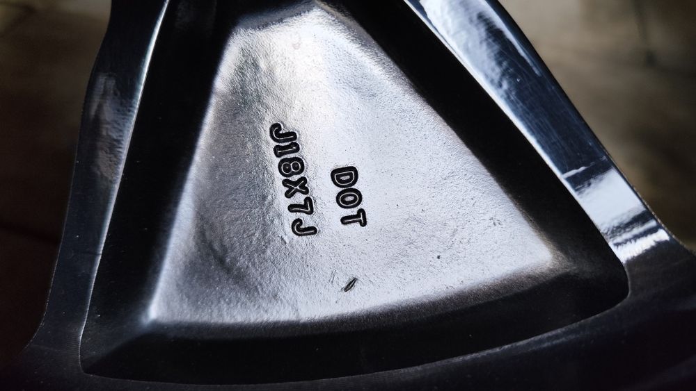 Jante mitsubishi R18