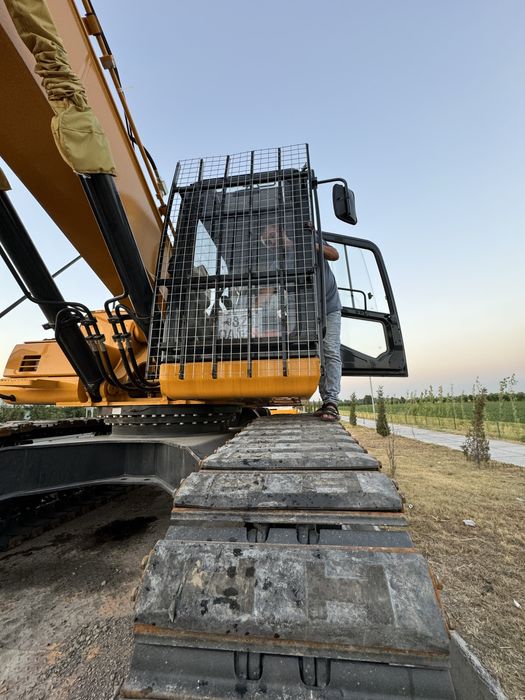 Аренда экскаватора ковш с гидромолотом , погрузчик 3.2куб