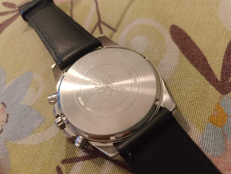 Часовник Casio Edifice