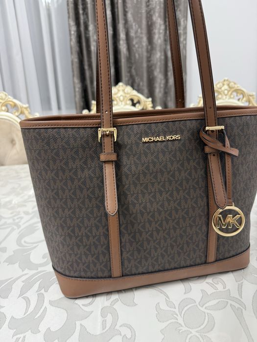 Оригинал michael cors