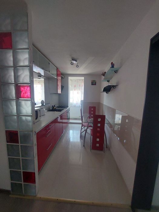 DEVA, Apartament 3 camere, decomandat, 75mp