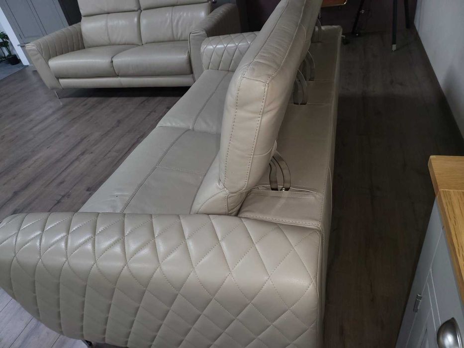 ПРОМОЦИЯ!!! Комплект кремави кожени дивани две тройки