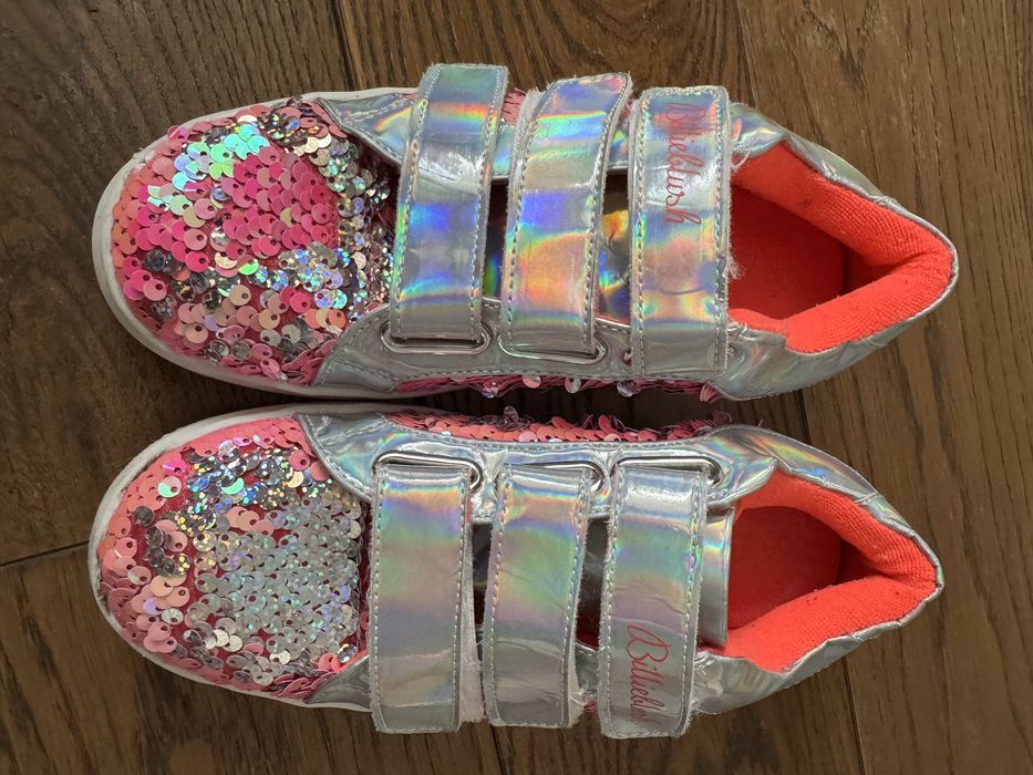 Спортни обувки за момиче