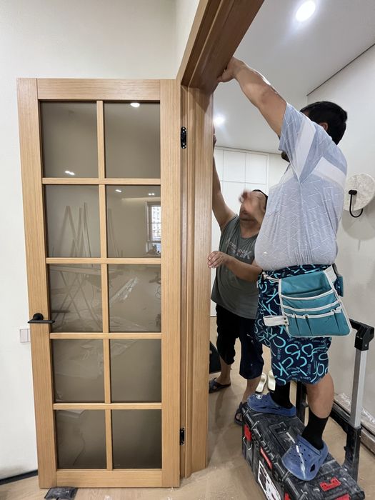 Установка межкомнатных дверей