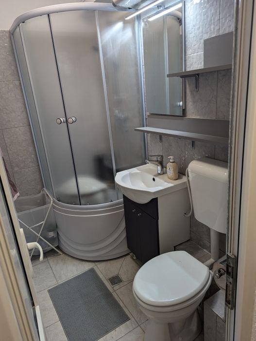 Chirie, Garsoniera moderna, Noua Brasov, 350euro, Et 4/4