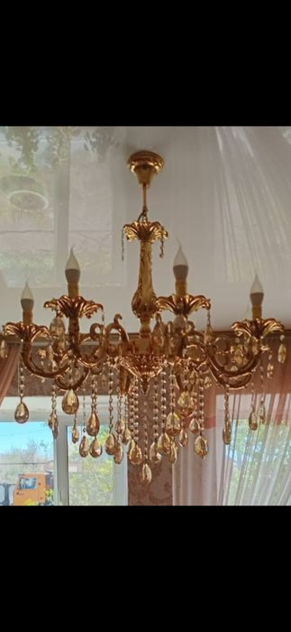 Люстра в отличном состоянии