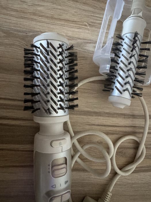 Сешоар четка Rowenta brush active