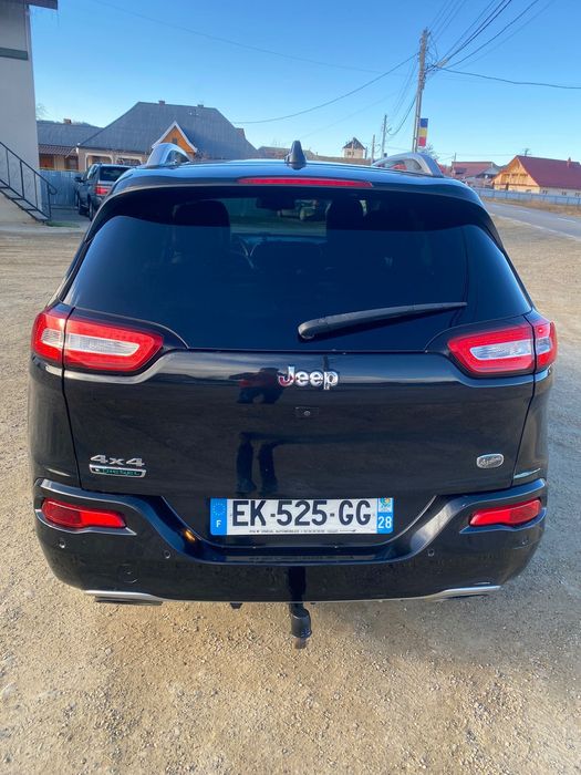 Jeep Cherokee Overland 4x4 automat 128000km full full