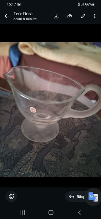 Vand 4 pahare de cristal rosu