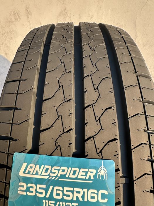 Нови летни бусови гуми LANDSPIDER 235/65R16C 115/113T 2356516C