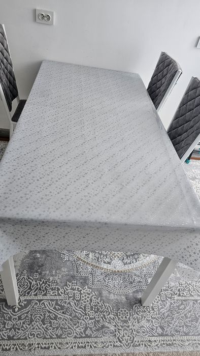 Продам стол, и стулья