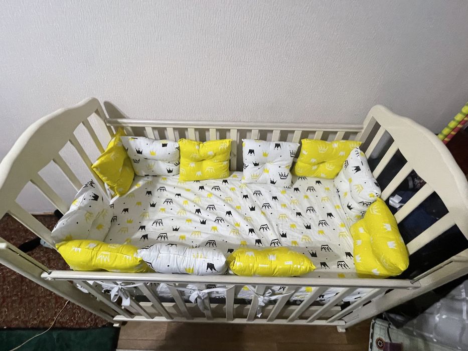 Продам детскую кроватку