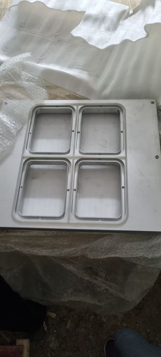 Masina ambalat caserole - sigilat / etanșat / vacuum/ inserție gaz