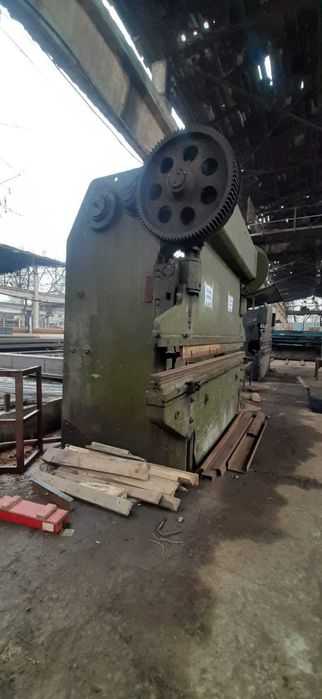 Листогибочный станок советский