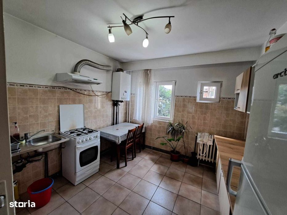 Ap. 3 camere decomandate, semicentral, Marasti
