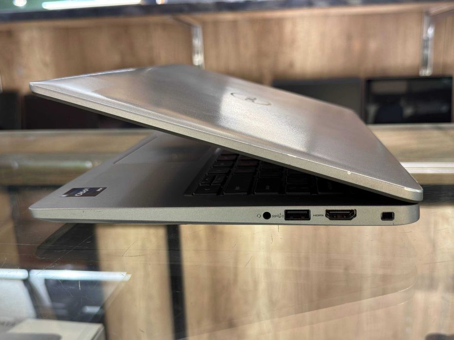 DELL Latitude 5440 Core i7-1370P ram 16 DDR5 4800 ssd 512