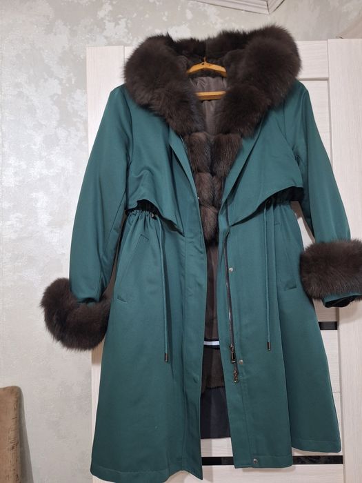 Красивая натуральная парка!!!