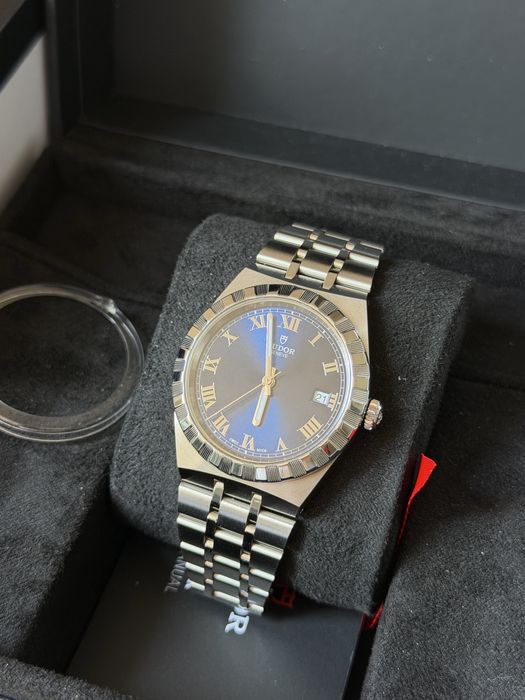 Унисекс автоматичен часовник Tudor Royal Date 28500 38mm