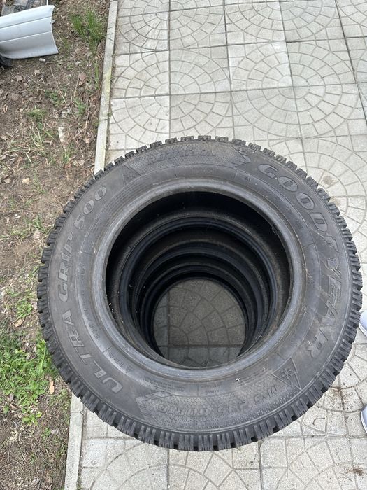Резина ШИПЫ зима на 16, 235/60