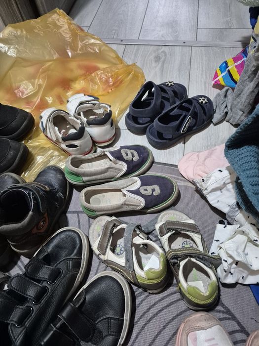 Отдам вещи еа мальчика от 2 до 5-6 лет