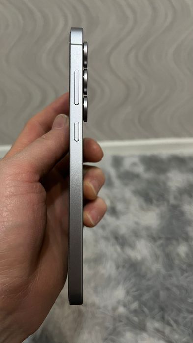 Самсунг S25FE 256g