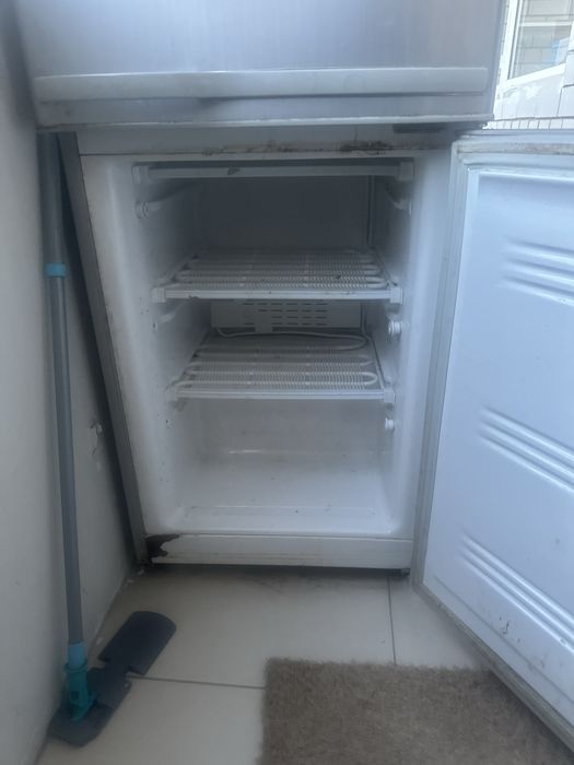 Холодильник samsung